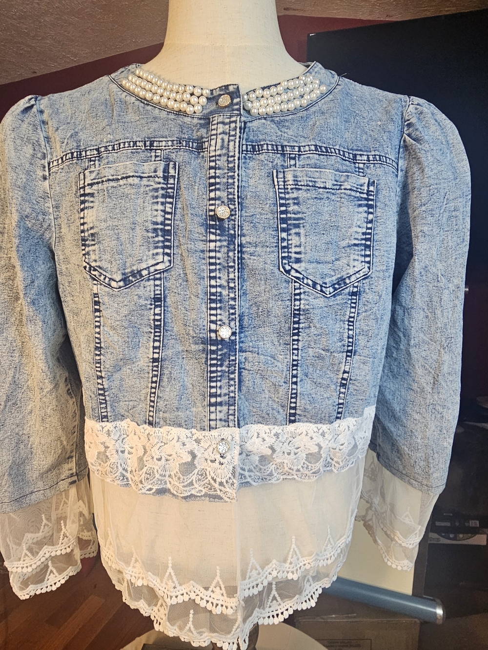 W.T.Y. Pearl Lace Embellished Acid Wash Denim Jacket Boho Coquette XL
